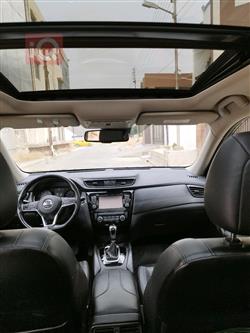 نیسان ئێکس ترەیل